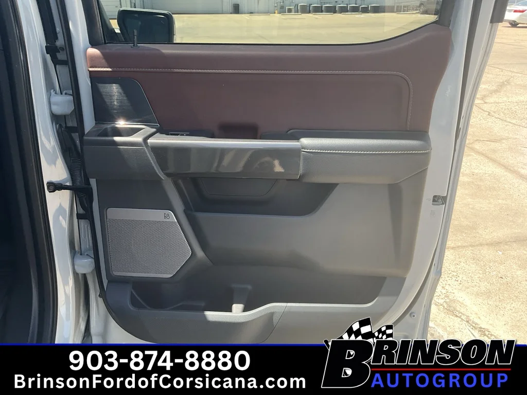 Used 2023 Avalanche Ford LARIAT image 18
