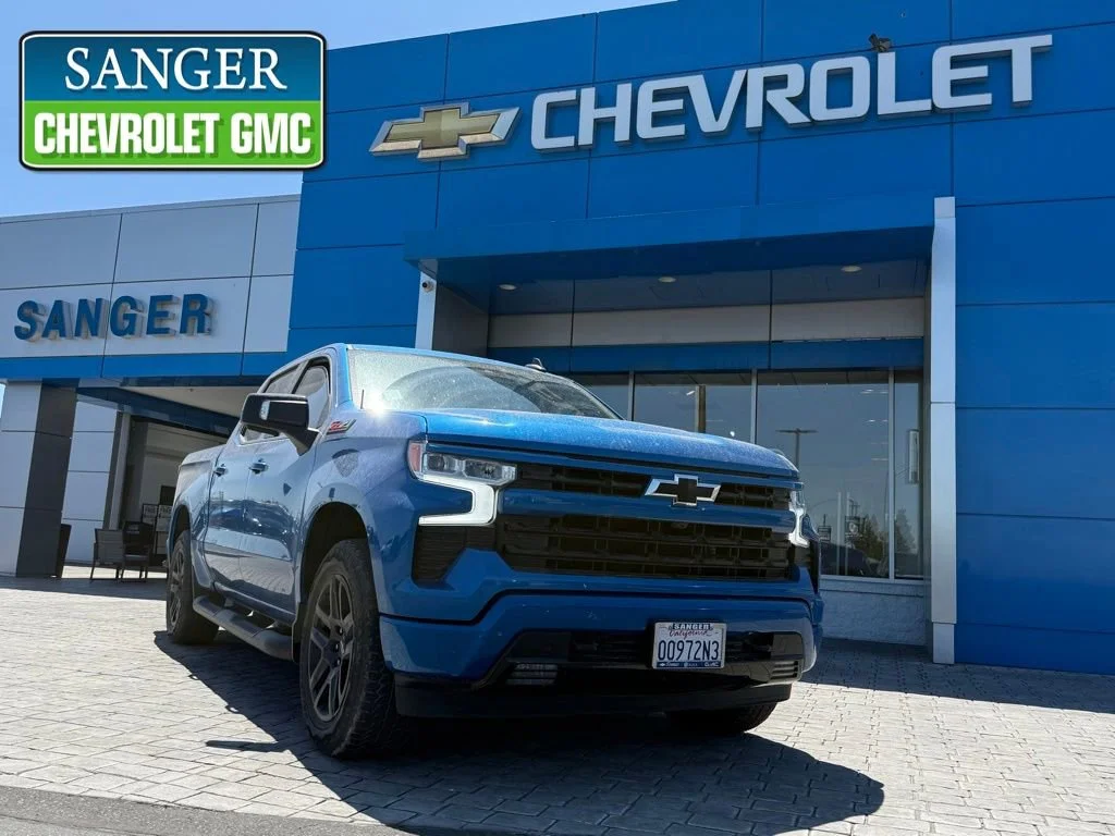 Used 2022 Glacier Blue Metallic Chevrolet RST image 1