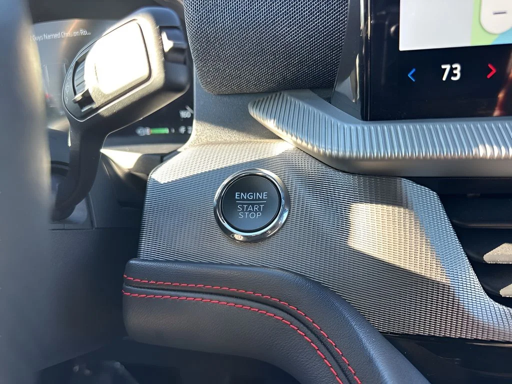 Used 2025 Gray Ford ST-Line image 23