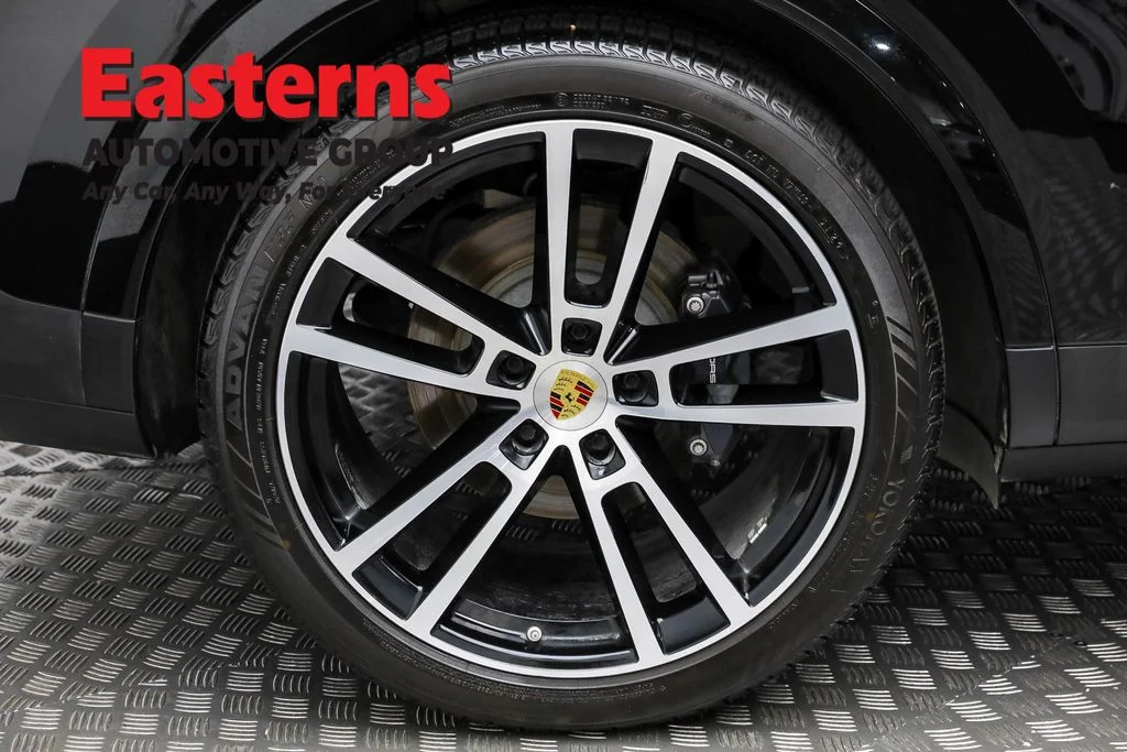 Used 2024 Black Porsche Base image 30