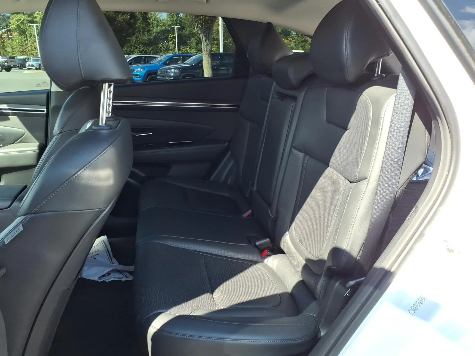 Used 2023 Serenity White Pearl Hyundai Limited image 20