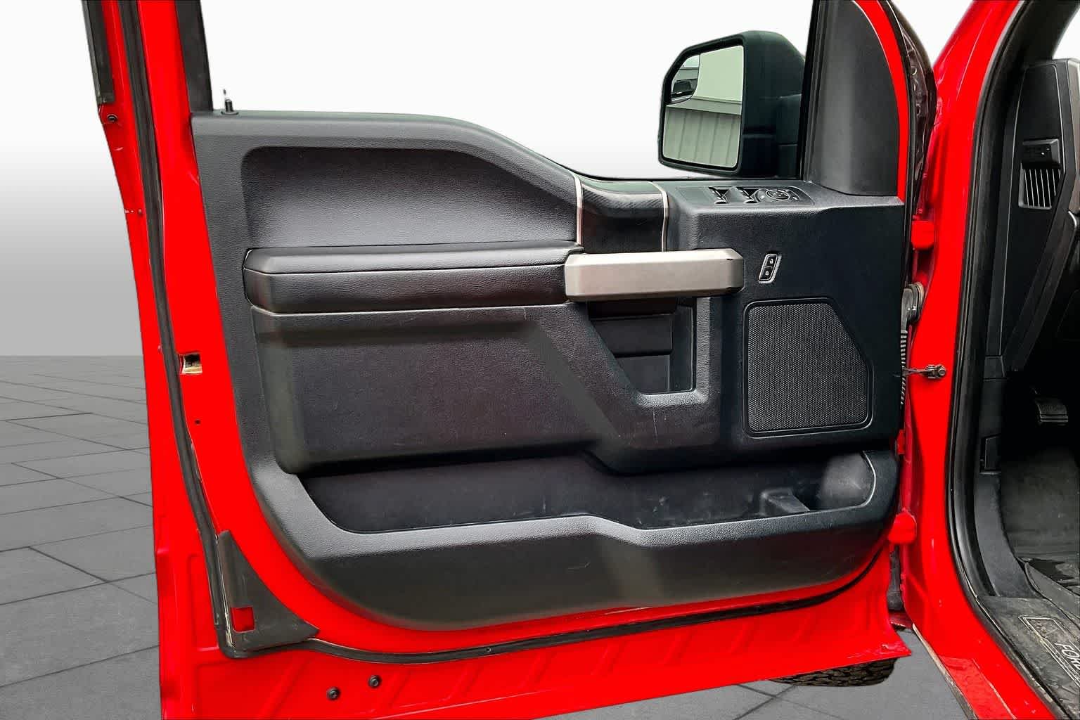 Used 2018 Race Red Ford Raptor image 22