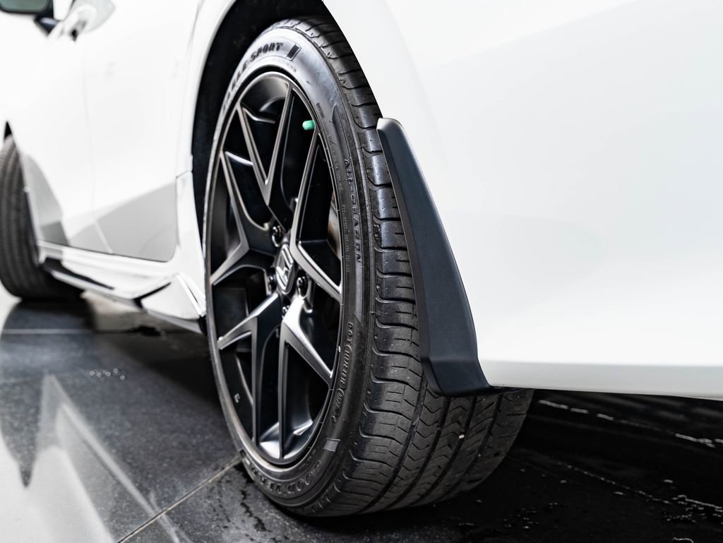 Used 2023 Platinum White Pearl Honda Si image 45