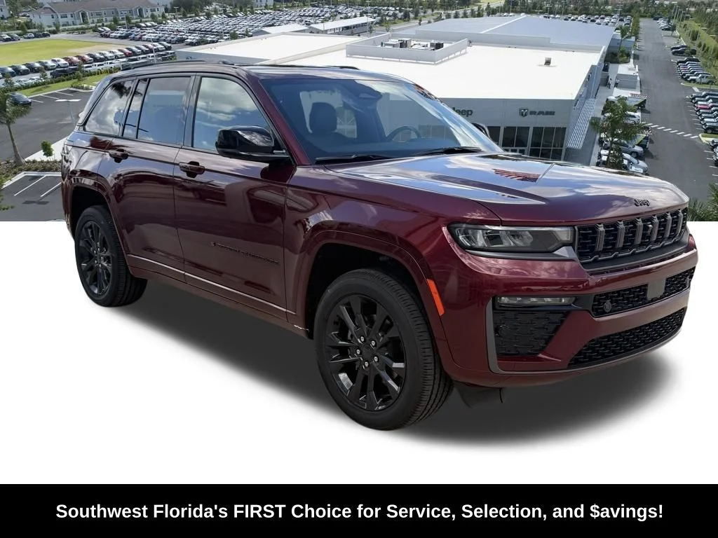 New 2026 Velvet Red Pearl-Coat Exterior Paint Jeep Limited Reserve image 2