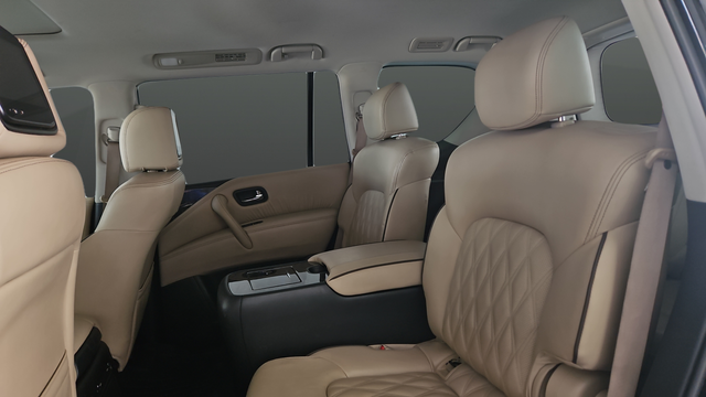 Used 2022 Super Black Nissan Platinum image 23