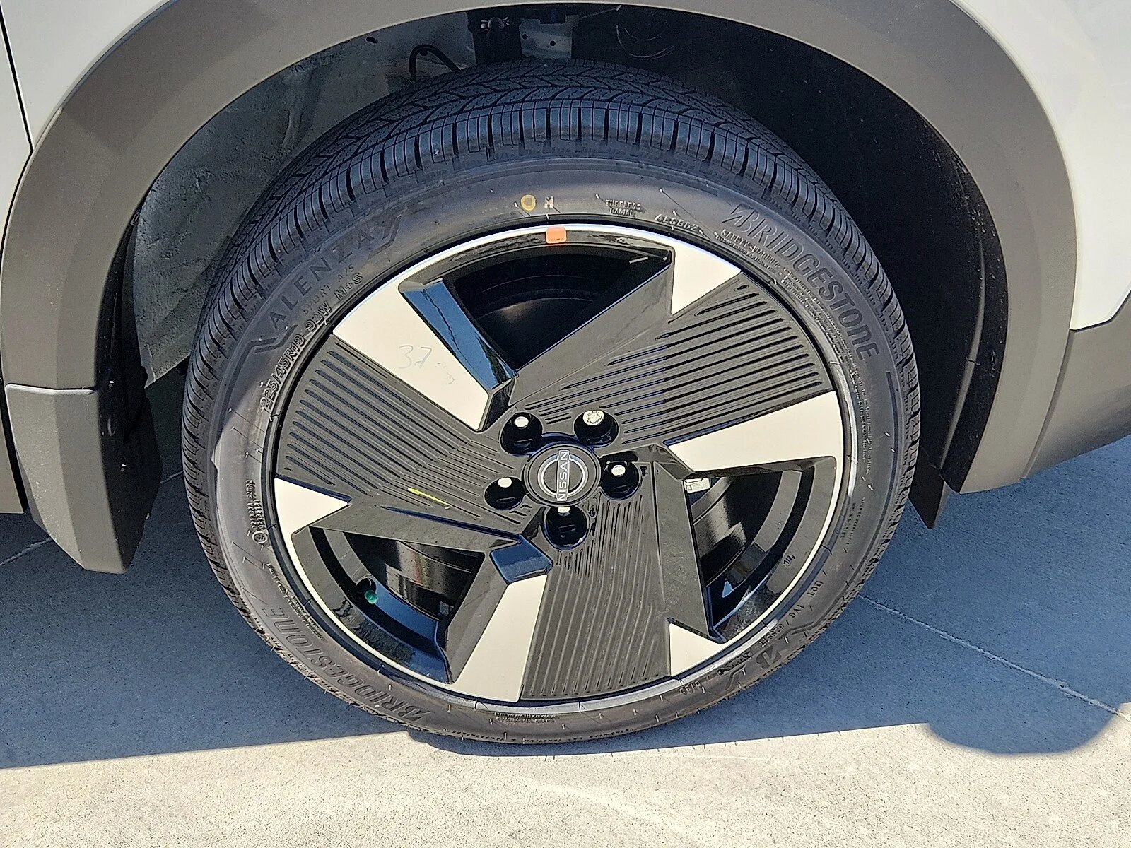 New 2026 QAC Aspen Whit Nissan SR Front-Wheel Drive image 7