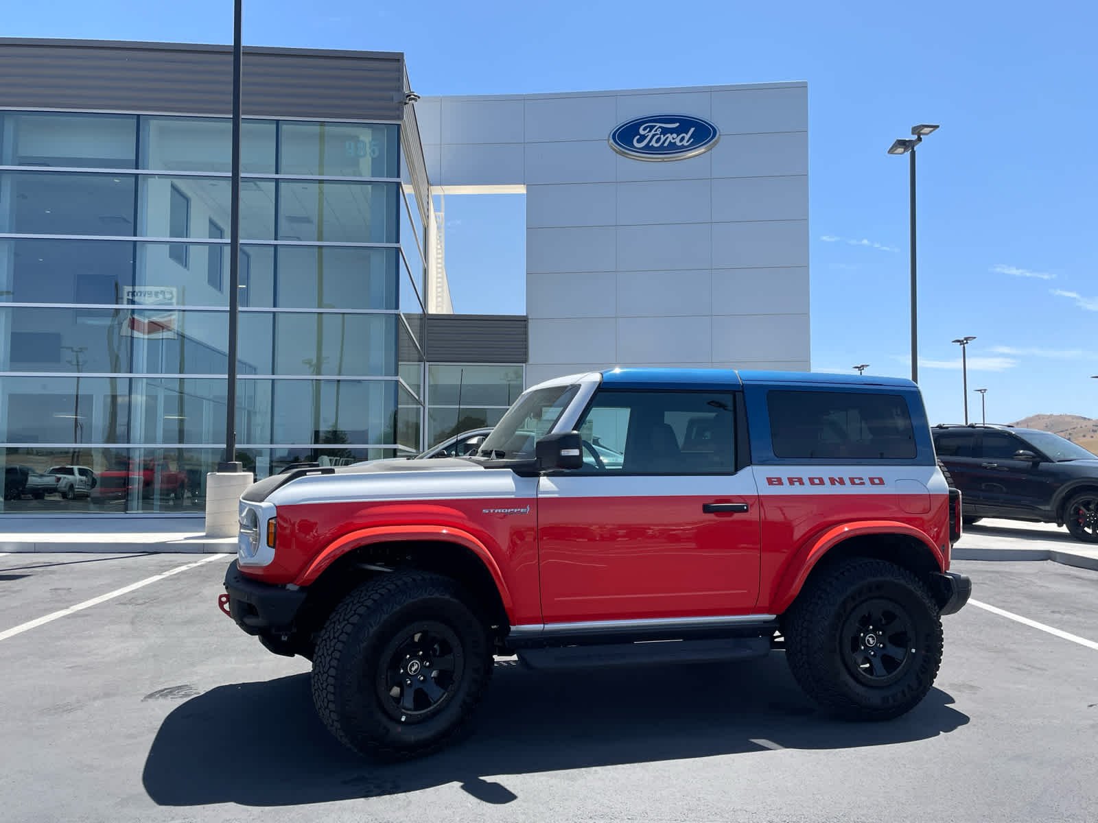2025 Ford Bronco 2-Door