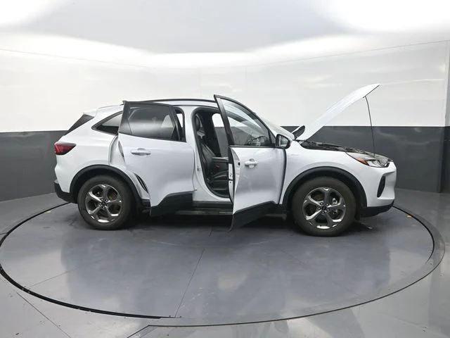 Used 2025 Silver Ford ST-Line Select image 46