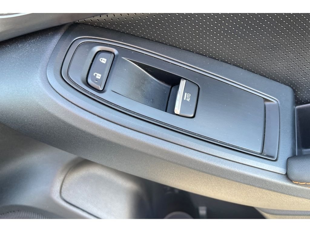 Used 2023 Crystal White Pearl Subaru Limited image 22