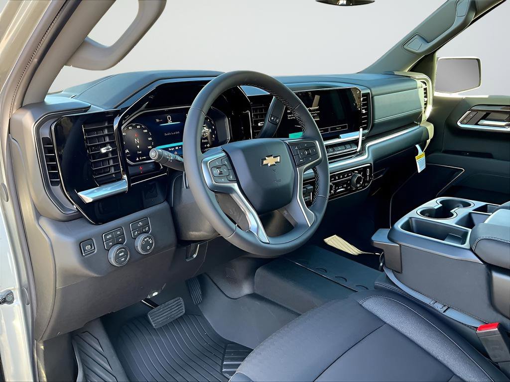 New 2026 Chevrolet Silverado 1500 LT 4D Crew Cab