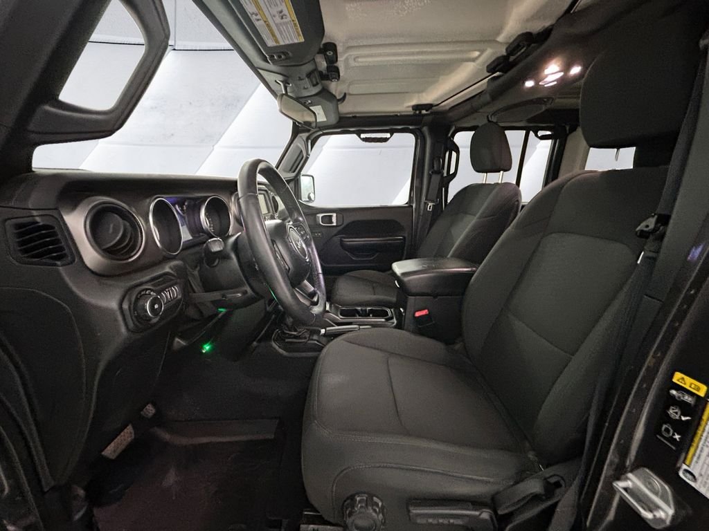 Used 2020 Gray Jeep Unlimited Sport S image 7
