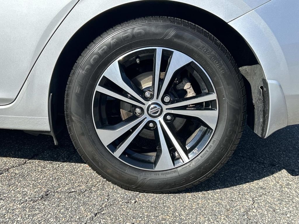 Used 2021 Silver Nissan SV image 9