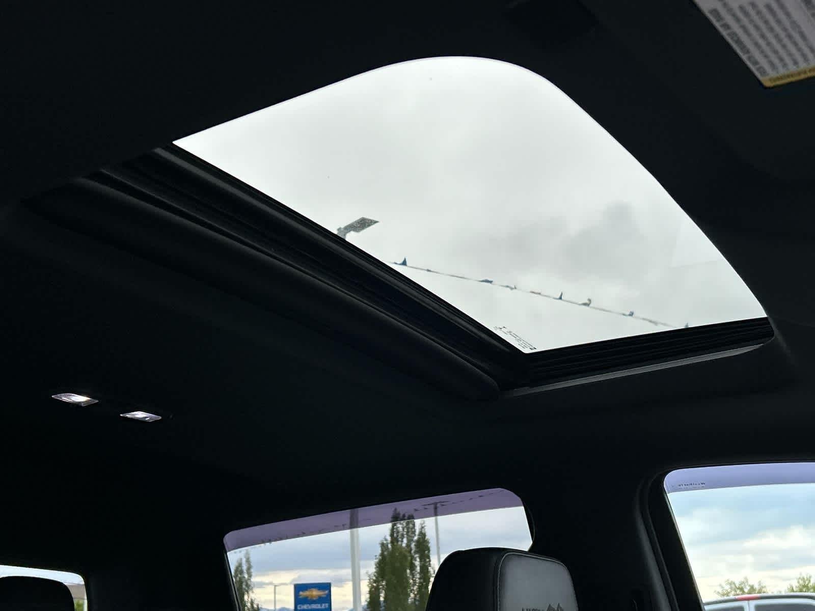 2019 Chevrolet Silverado 1500 High Country - Photo 18
