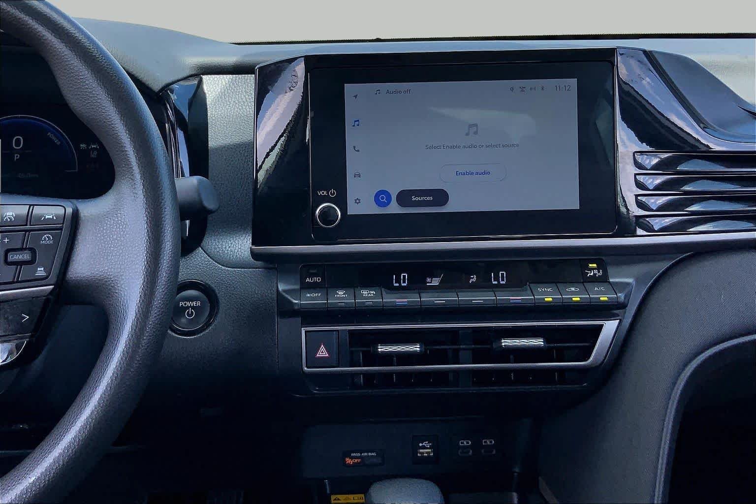 Used 2025 Ice Cap Toyota LE image 7