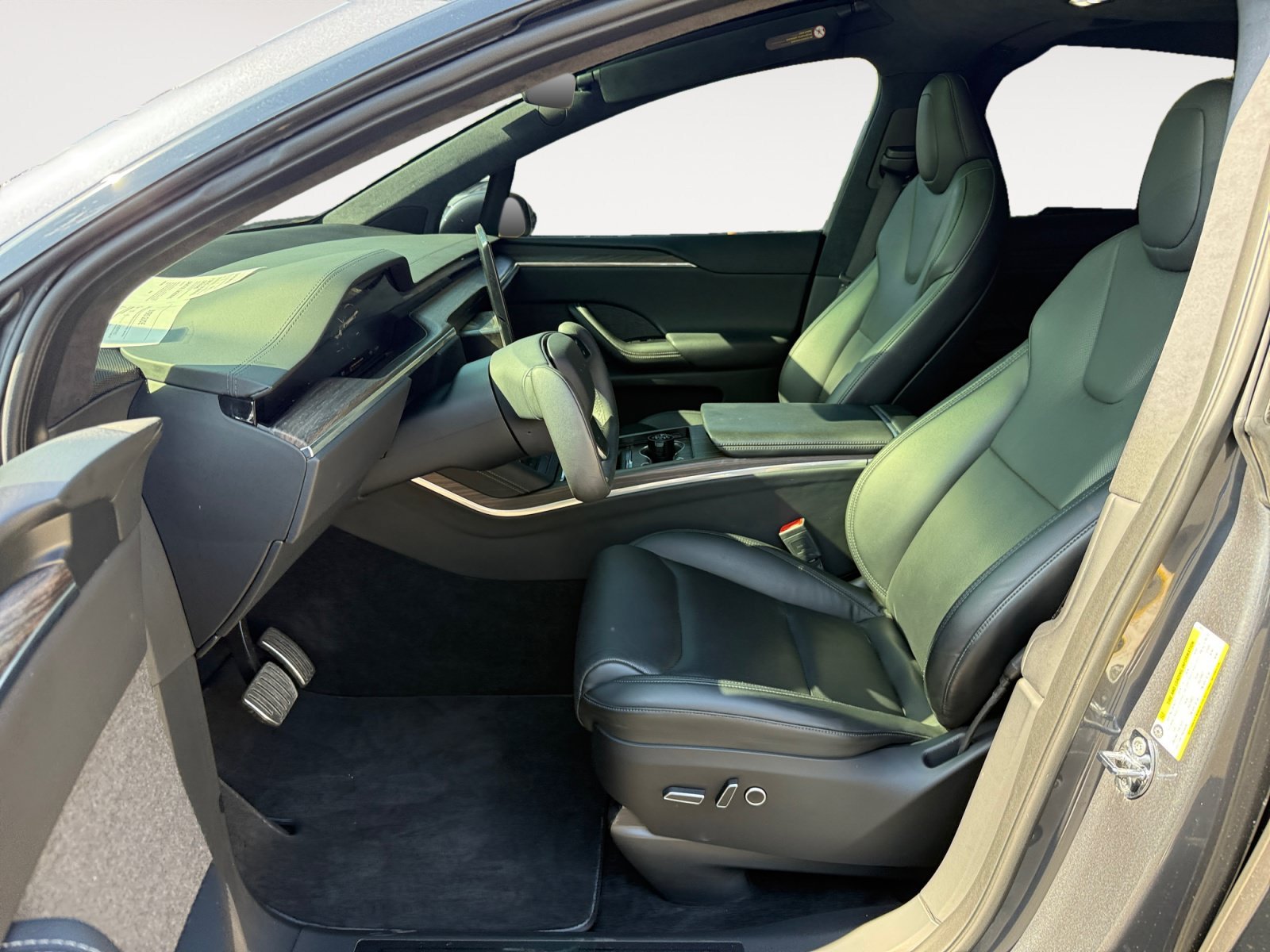 Used 2022 Gray Tesla Base image 10