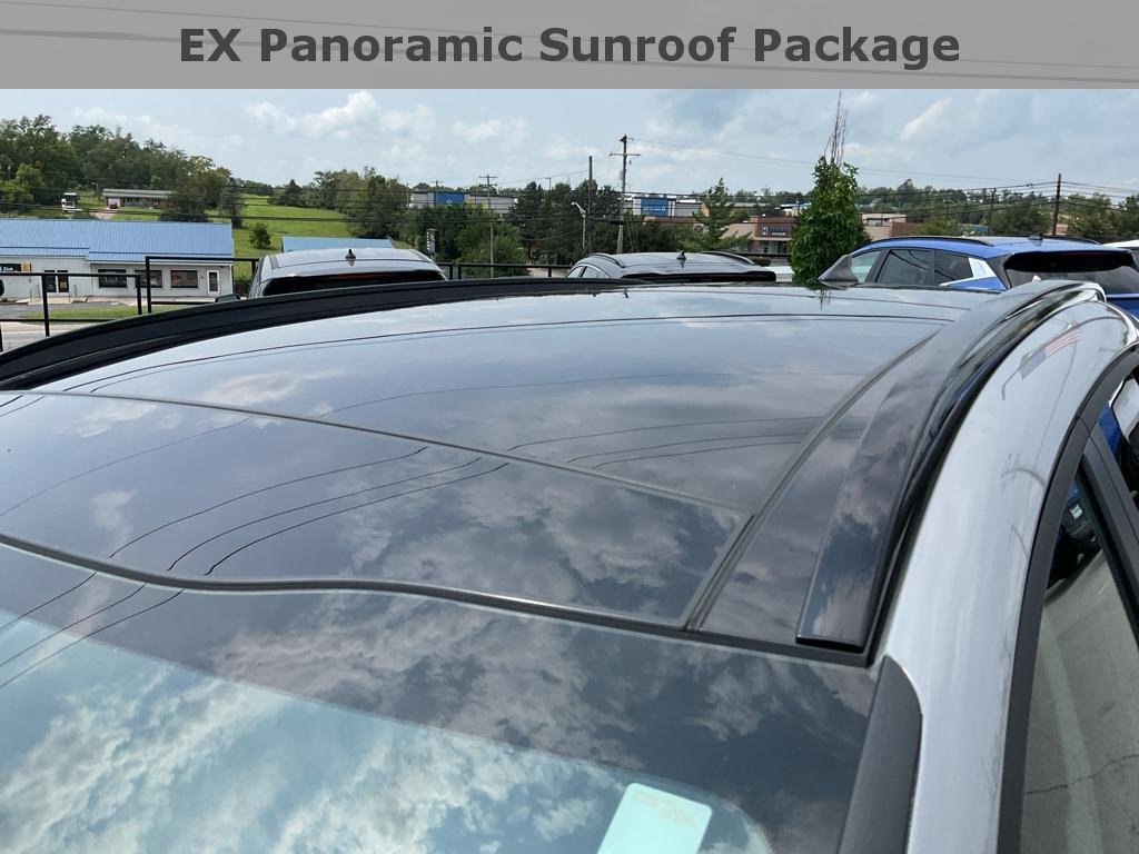 Certified Used 2026 Wolf Gray Kia EX image 6