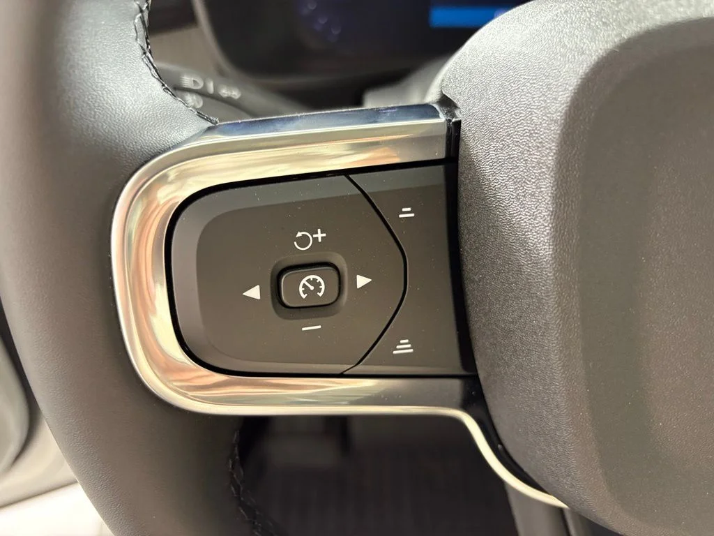 2026 Volvo XC40 Ultra - Photo 19