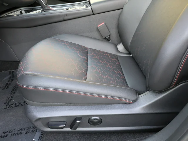 New 2027 Atlantic Gray Metallic / Super Black Two-tone Nissan SR image 17
