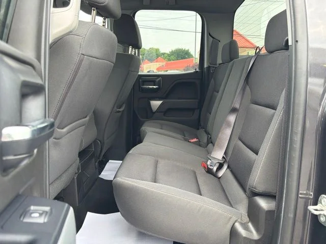 Used 2016 Gray Chevrolet LT image 25