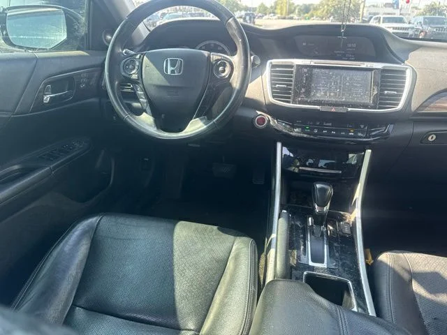 Used 2017 Black Honda EX-L image 20
