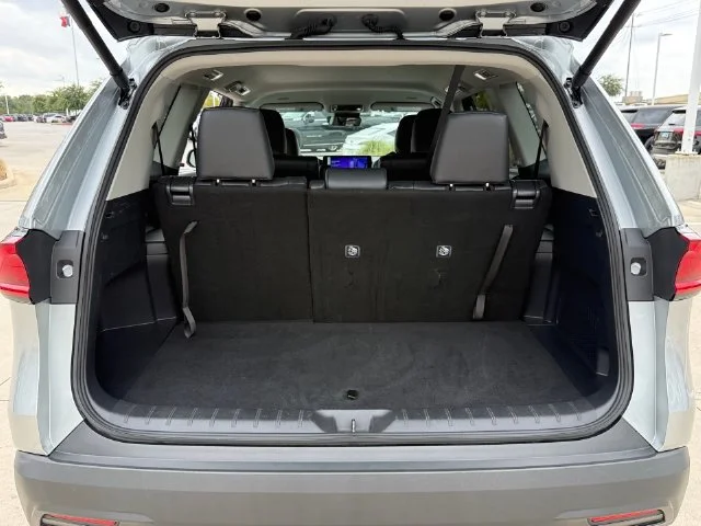 Certified Used 2026 CELESTIAL SILVER Toyota XLE image 30