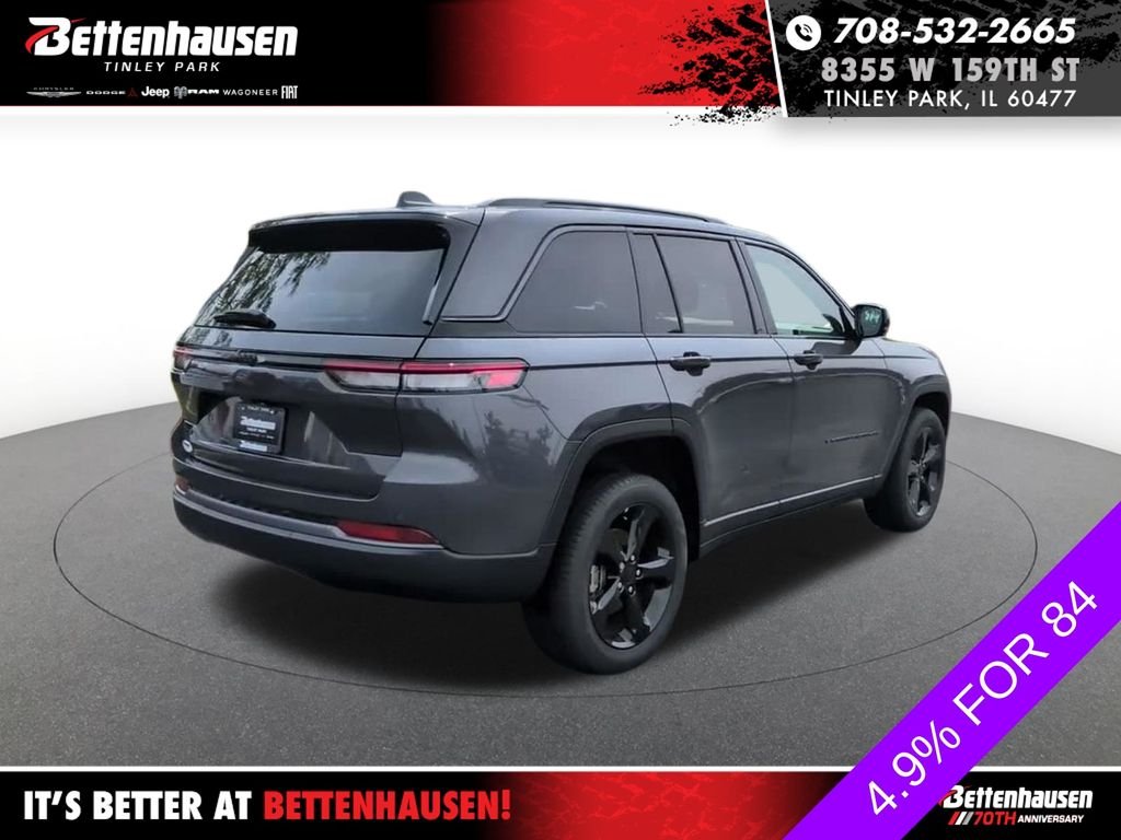 New 2026 Baltic Gray Metallic Clear-Coat Exterior Paint Jeep Limited image 6