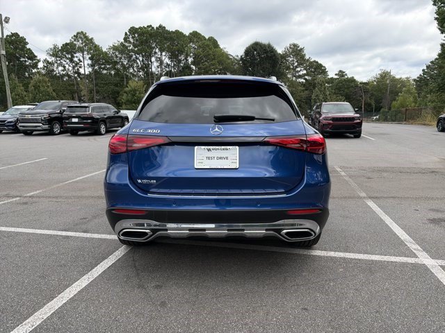 Used 2026 Starling Blue Metallic Mercedes-Benz GLC 300 image 8