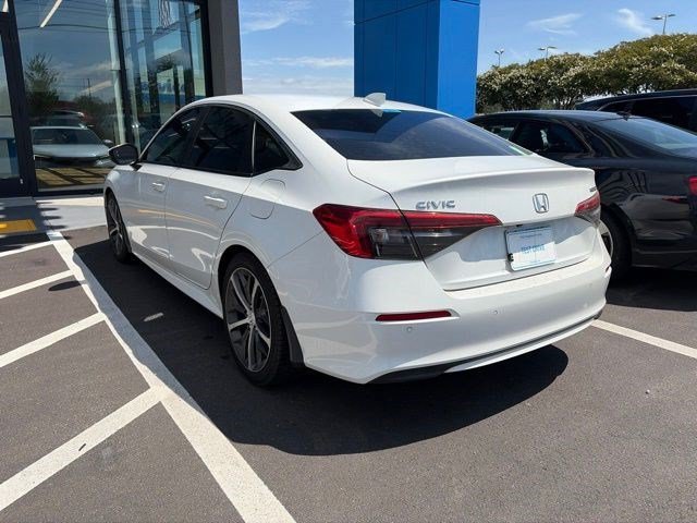 Used 2022 Platinum White Pearl Honda Touring image 4