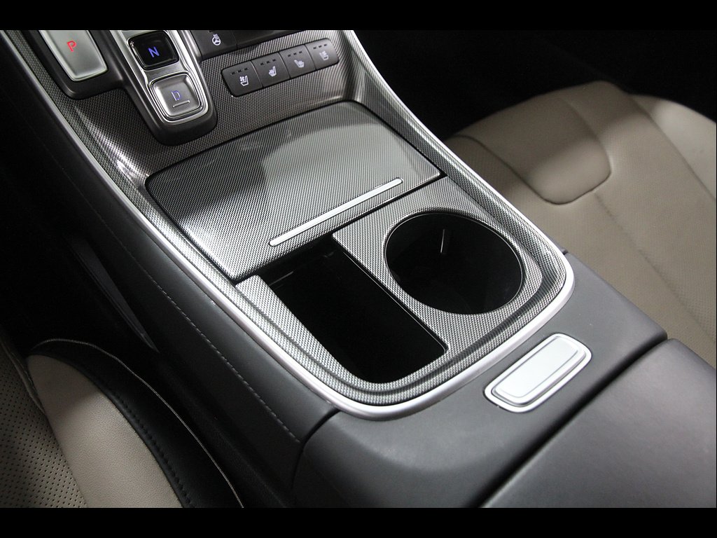 2023 Hyundai Santa Fe Limited - Photo 15