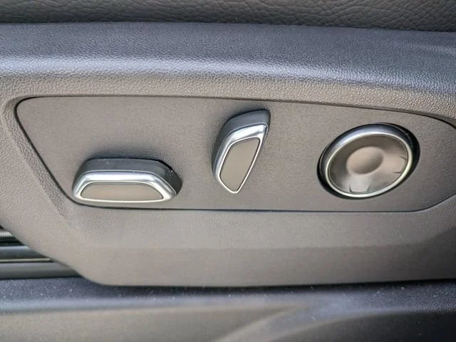 2026 GMC Yukon XL Denali - Photo 21