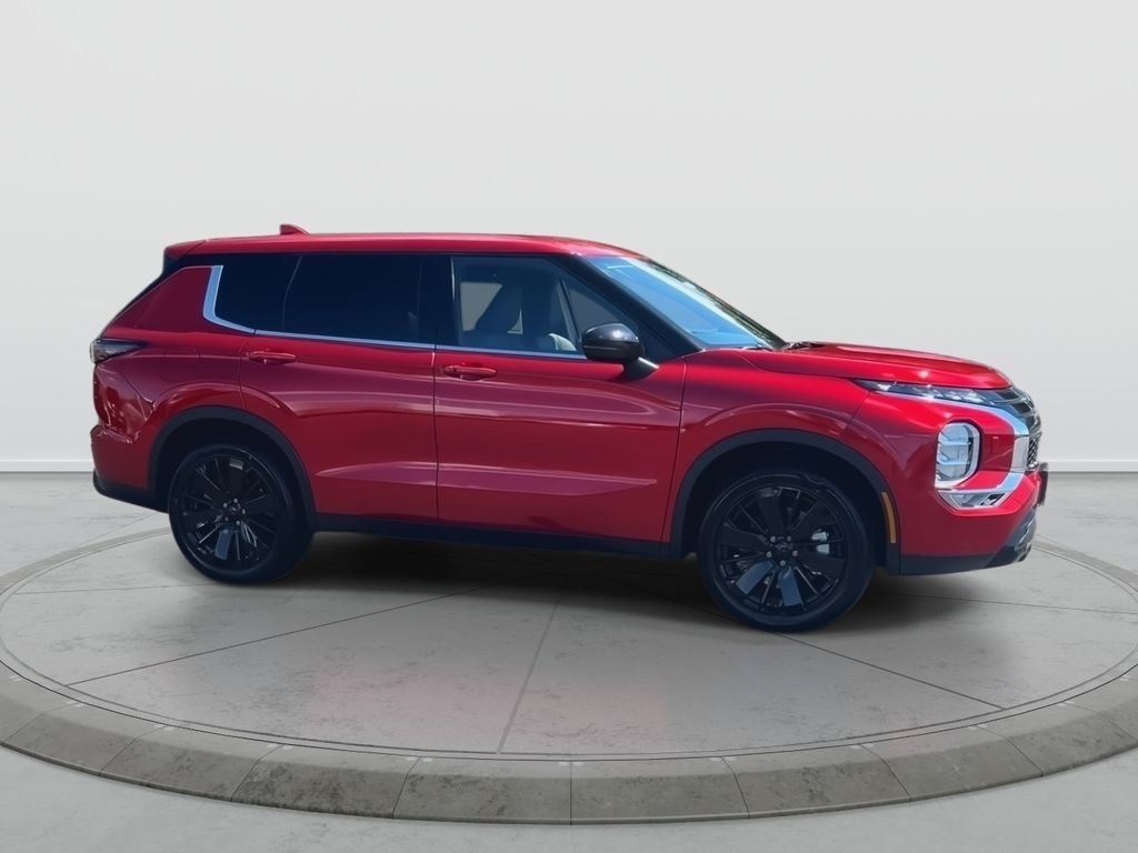 New 2026 RED DIAMOND Mitsubishi LE image 8