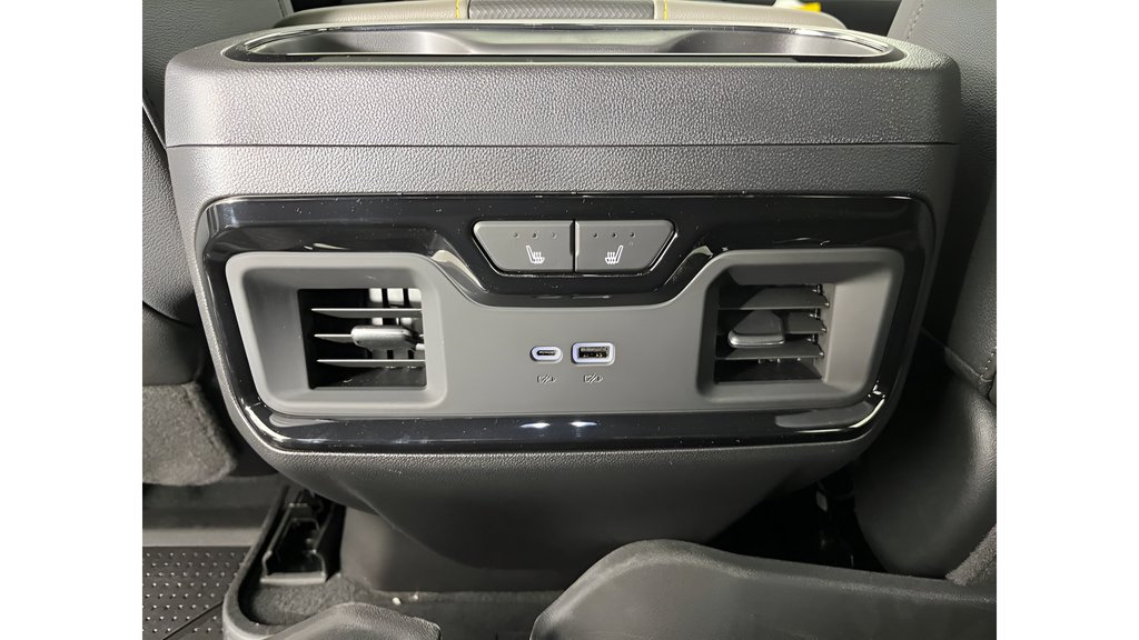 2026 Chevrolet Silverado 1500 ZR2 - Photo 20