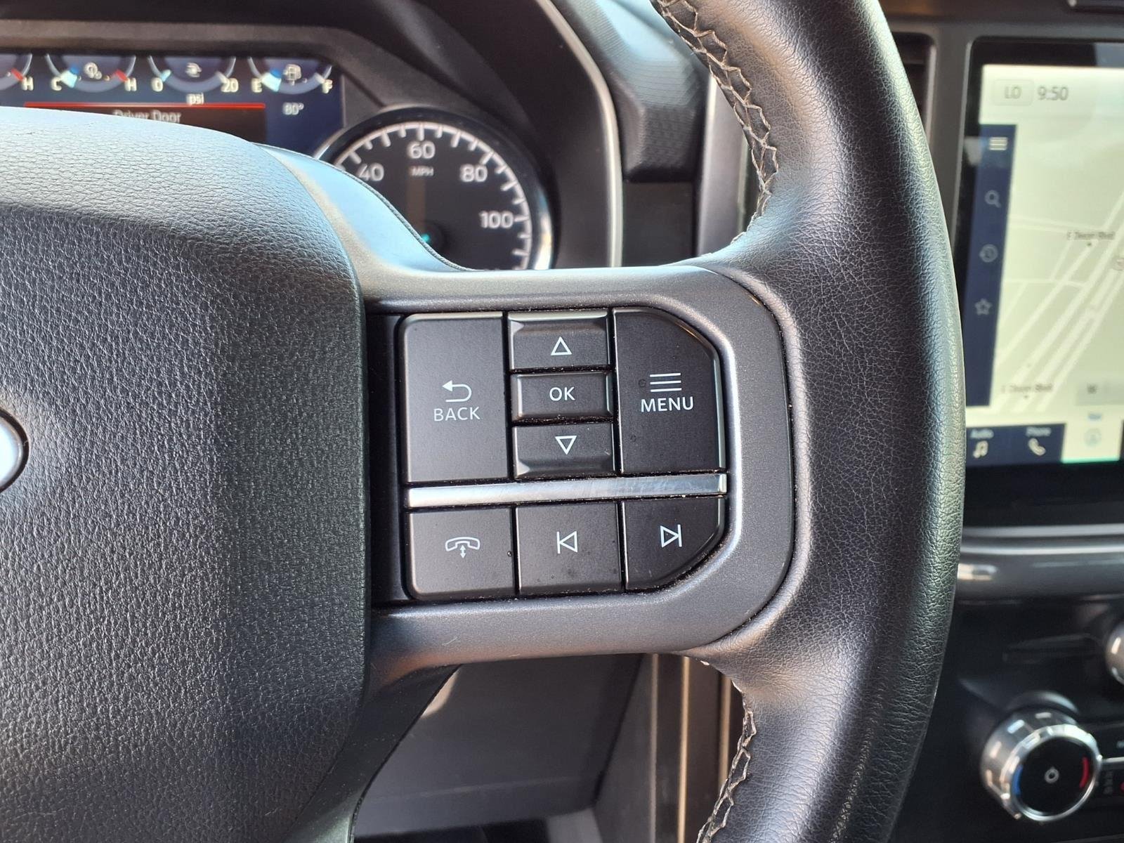Used 2023 Silver Ford XLT image 25