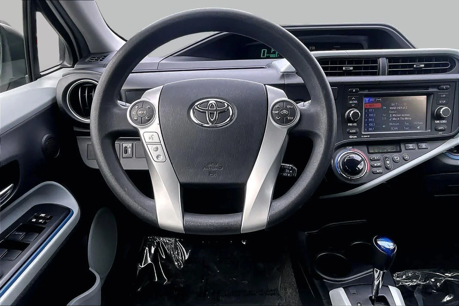 Used 2012 Moonglow Toyota Three image 6