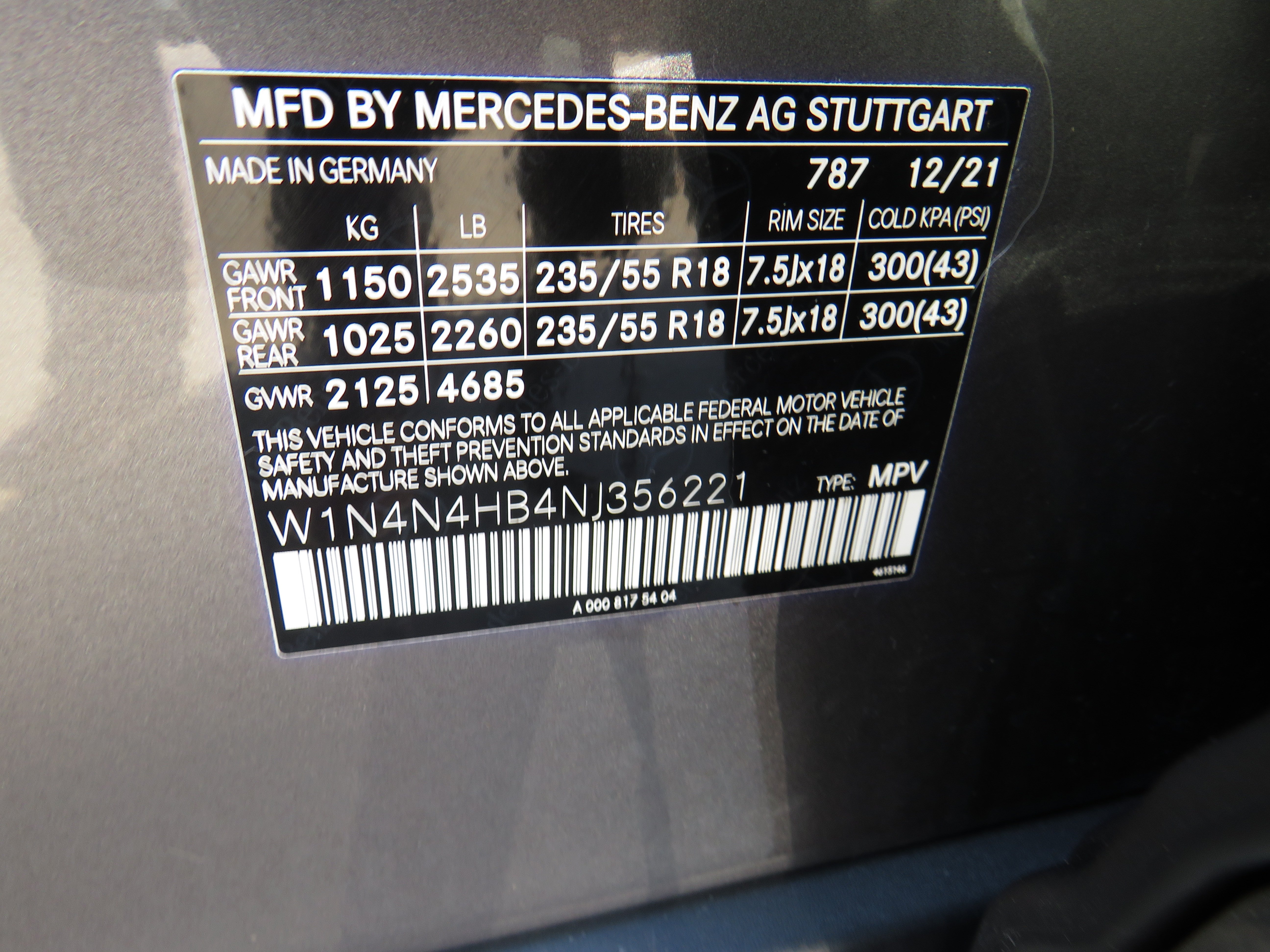 Certified Used 2022 Mountain Grey Metallic Mercedes-Benz GLA 250 4MATIC® image 8