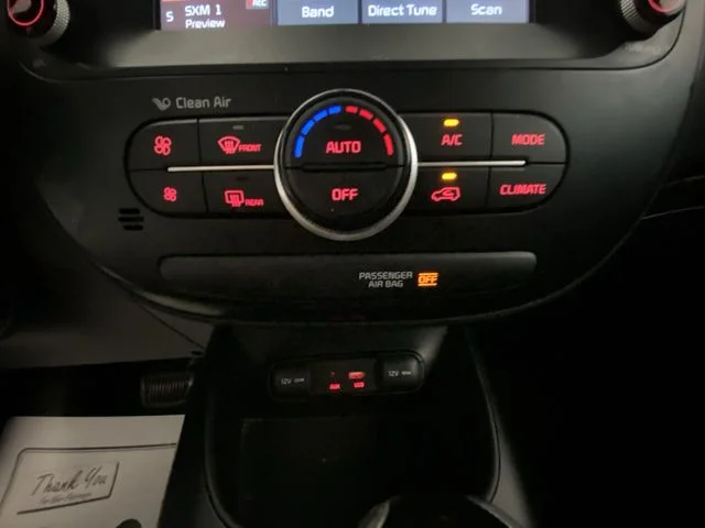 Used 2018 White Kia Plus image 18