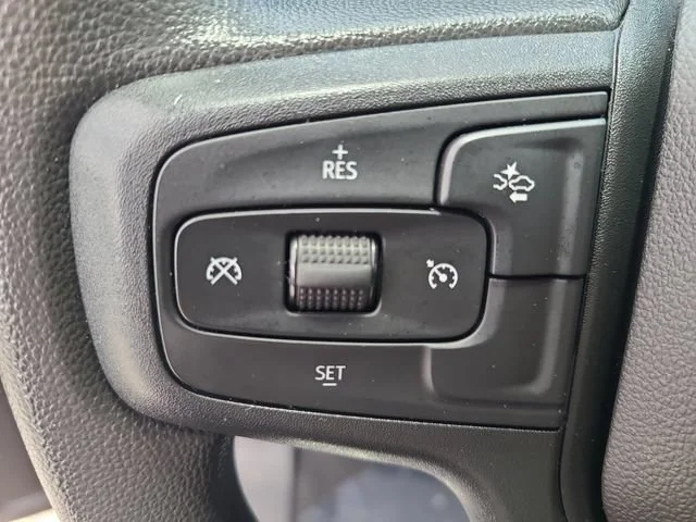 Used 2025 Summit White Chevrolet Custom image 25