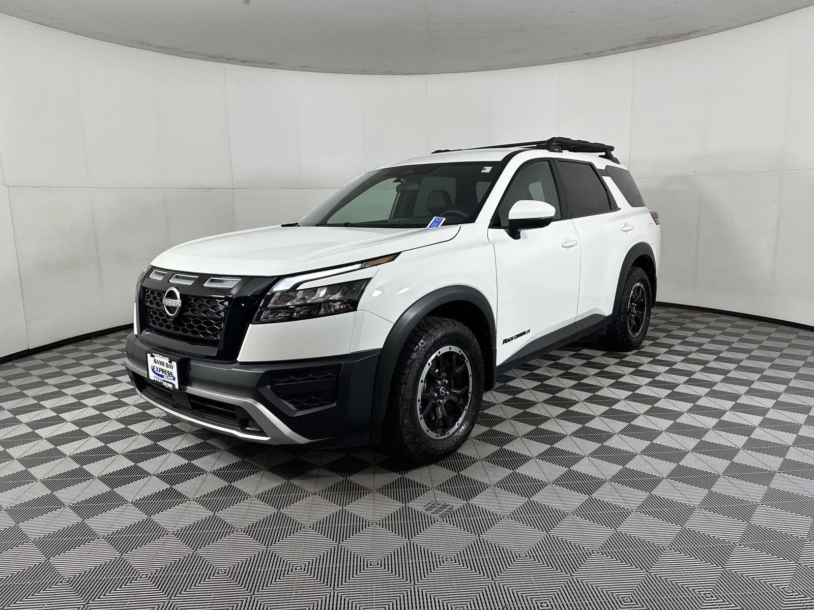Used 2025 Glacier White Nissan Rock Creek image 17