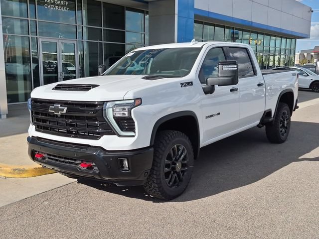 2026 Chevrolet Silverado 3500 HD LTZ - Photo 8