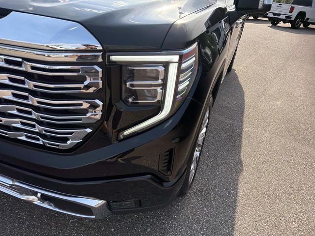 Used 2024 Black GMC Denali image 12