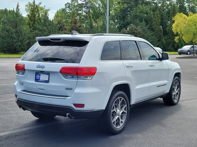Used 2018 Bright White Clearcoat Jeep Limited image 4