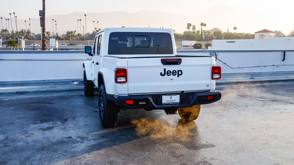 New 2026 White Jeep 85th Anniversary Edition image 7