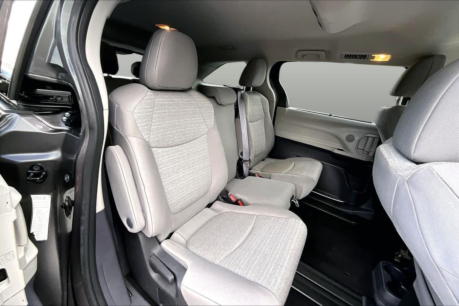 Used 2022 Predawn Gray Mica Toyota LE image 20