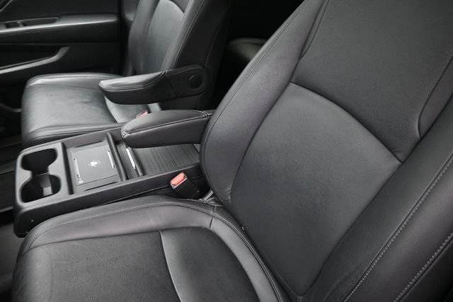 Used 2025 Gray Honda EX-L image 17