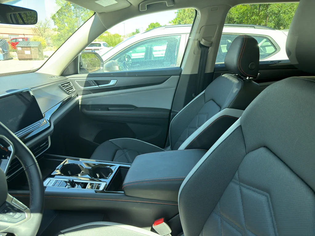 Certified Used 2025 Pure White Volkswagen Peak Edition 4Motion image 10