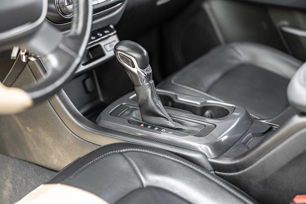 Used 2022 White Chevrolet Z71 image 18