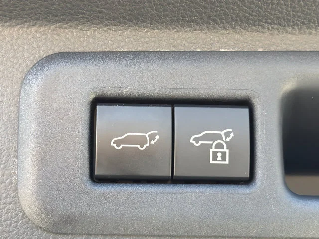 Used 2025 Red Toyota SR5 image 19