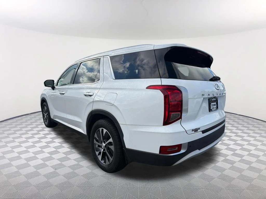 Used 2022 White Hyundai SEL image 7