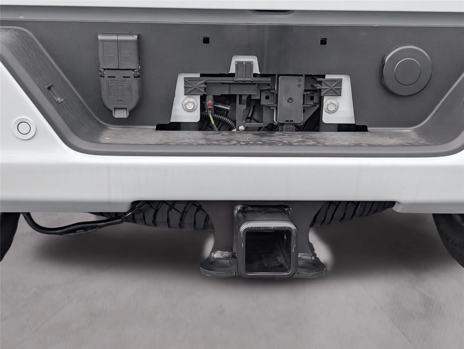 New 2026 Glacier White Tricoat GMC Denali Ultimate image 40