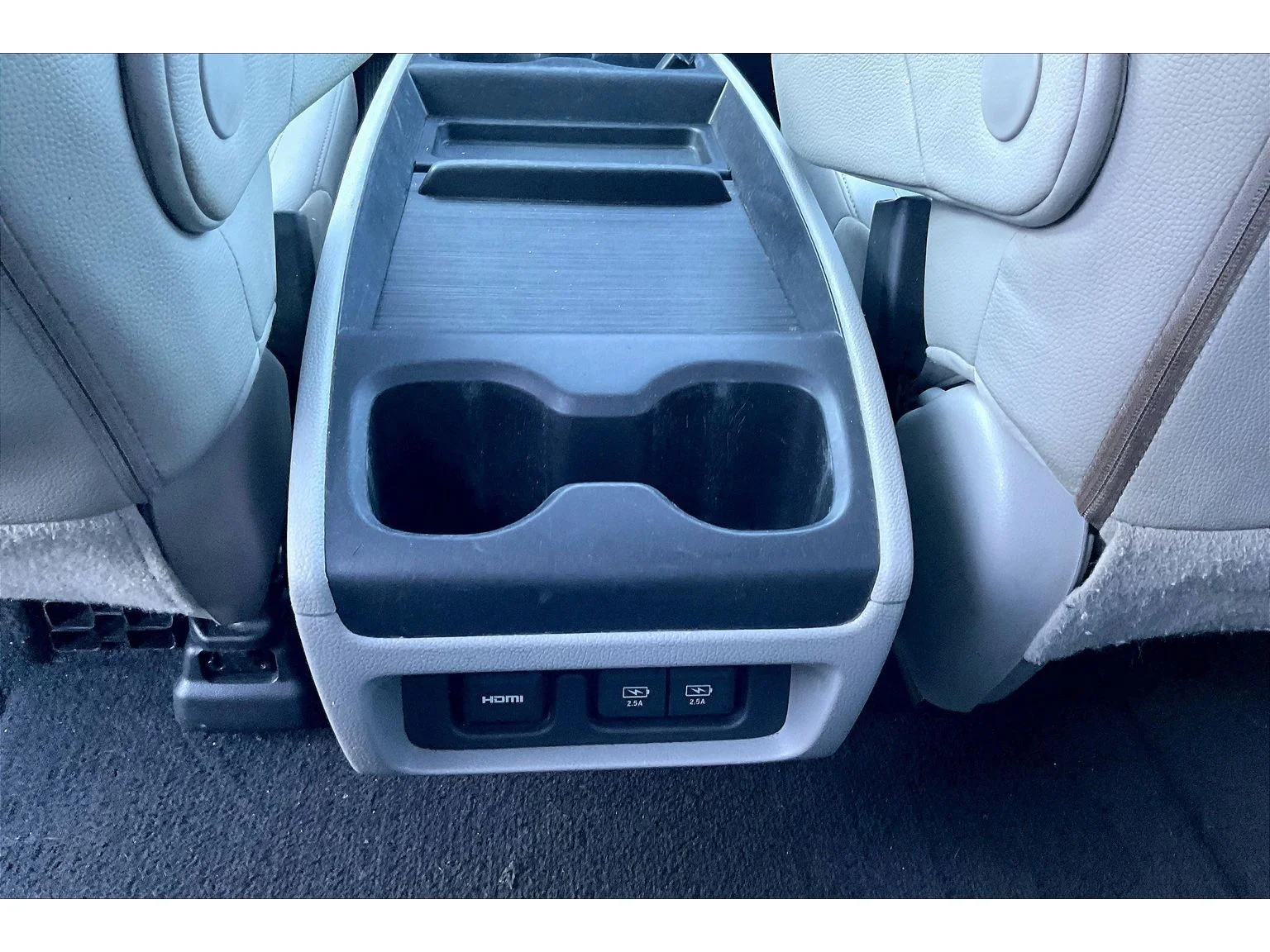 Used 2019 Gry Honda Touring image 24